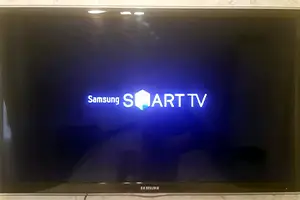 телевизор сам выключается